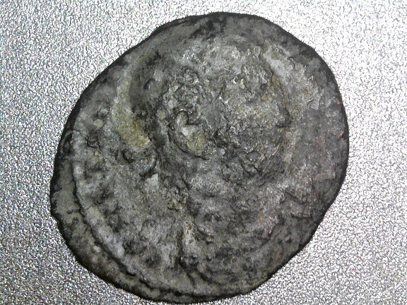 Help:-Roman-Coin-Found-In-Lincoln-Cent-Roll